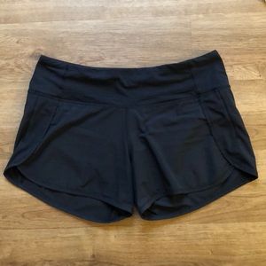 Lululemon Black run times shorts